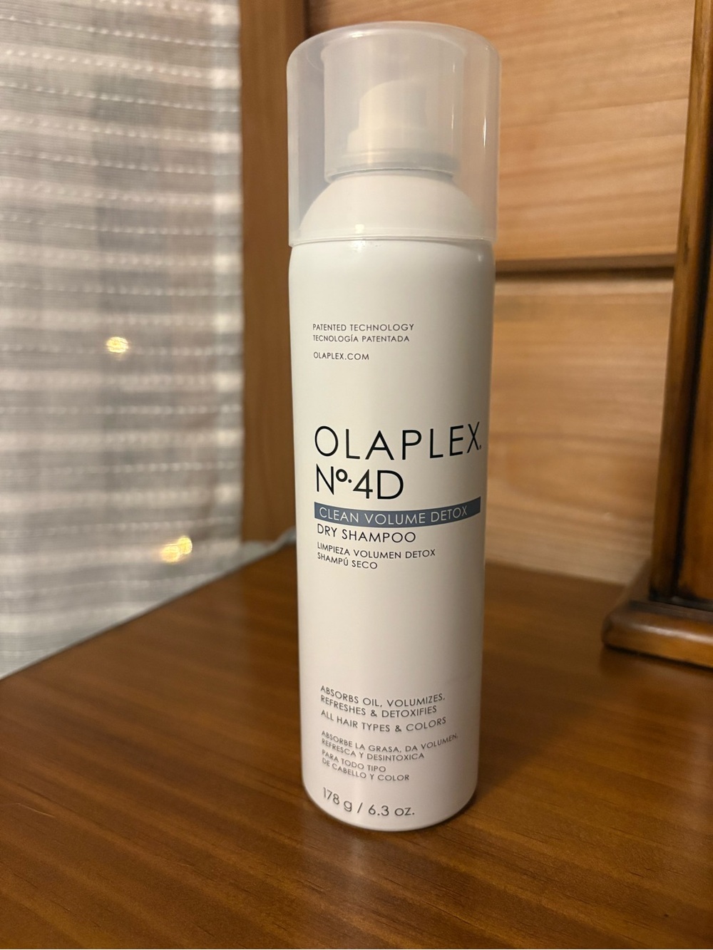 Olaplex No.4D Clean Volume Detox Dry Shampoo